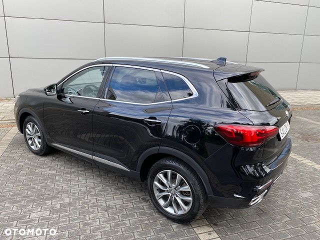 MG HS 1.5 T-GDI Excite DCT - 12