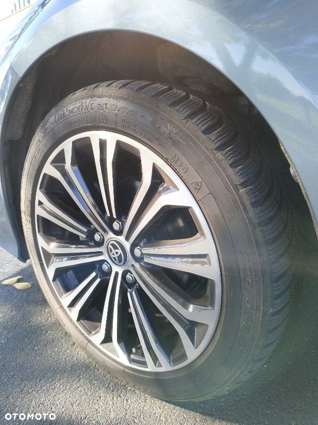 Toyota Corolla 1.8 Hybrid Executive - 11