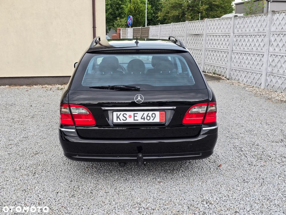 Mercedes-Benz Klasa E - 9
