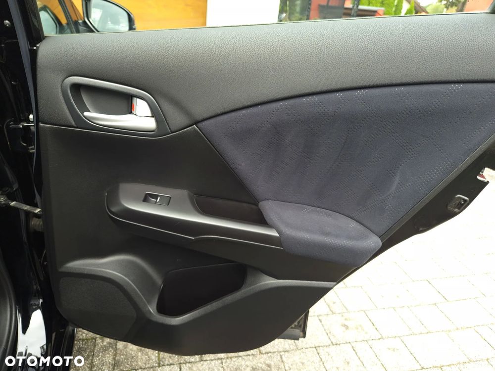 Honda Civic 1.8 i-VTEC Comfort - 28