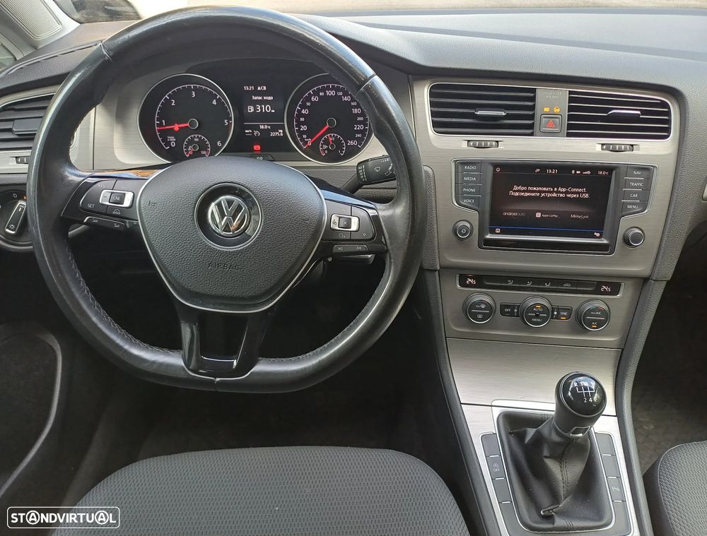 VW Golf 1.6 TDi BlueMotion Confortline - 25