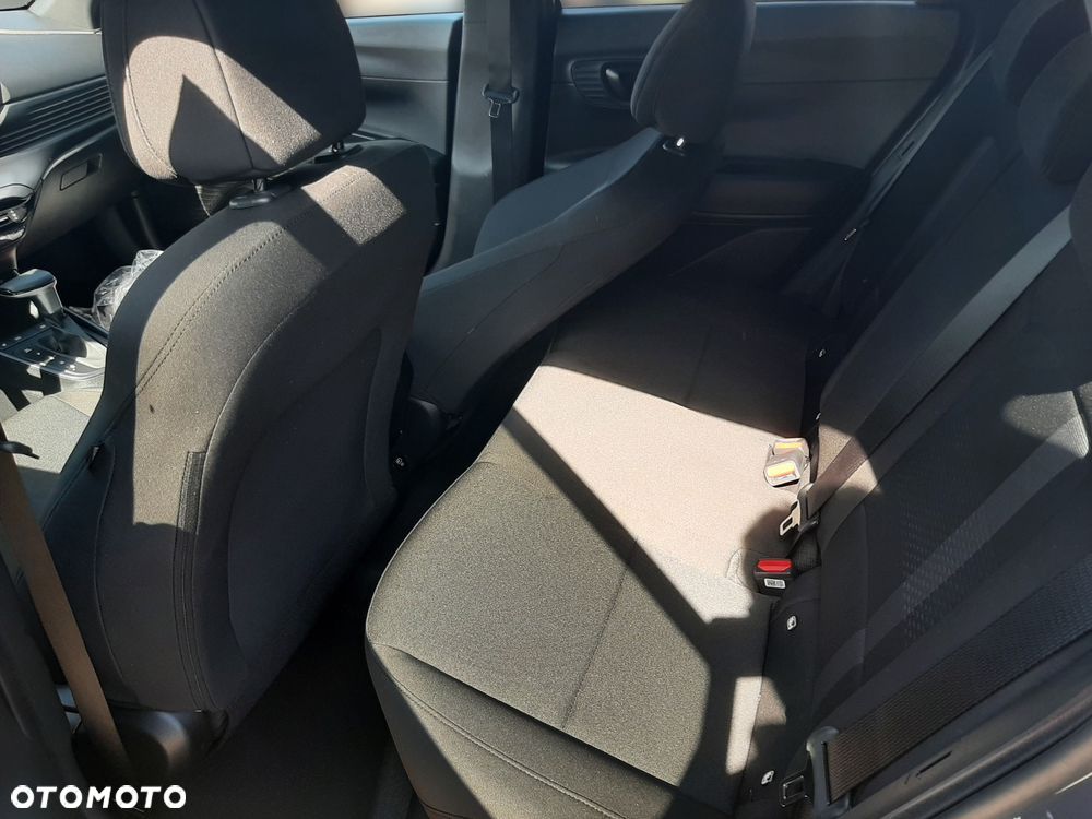 Hyundai i20 1.0 T-GDi Modern Black DCT - 9