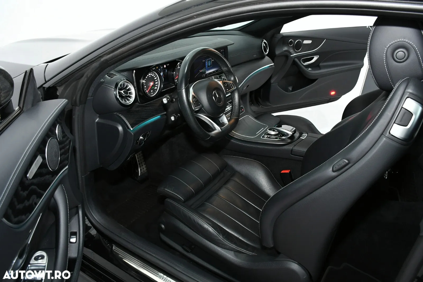 Mercedes-Benz E 200 Coupe 9G-TRONIC AMG Line - 6