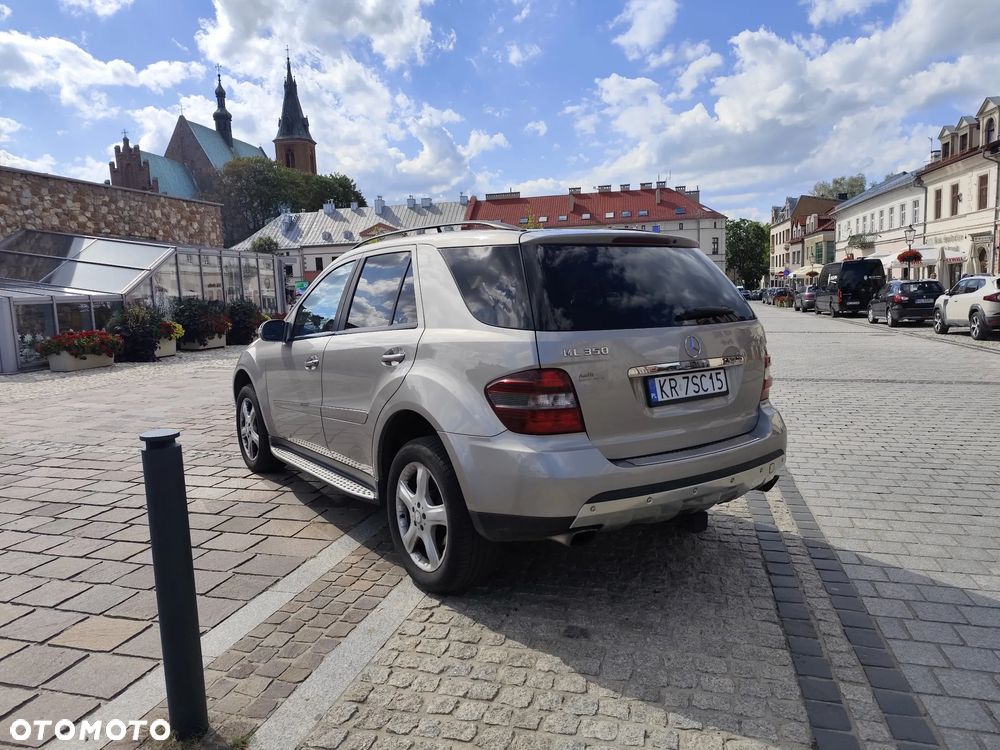 Mercedes-Benz ML 350 4-Matic - 8