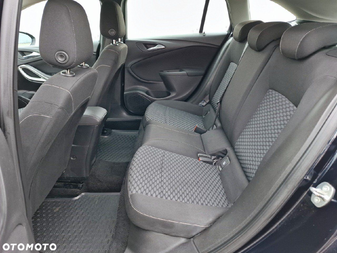 Opel Astra - 12