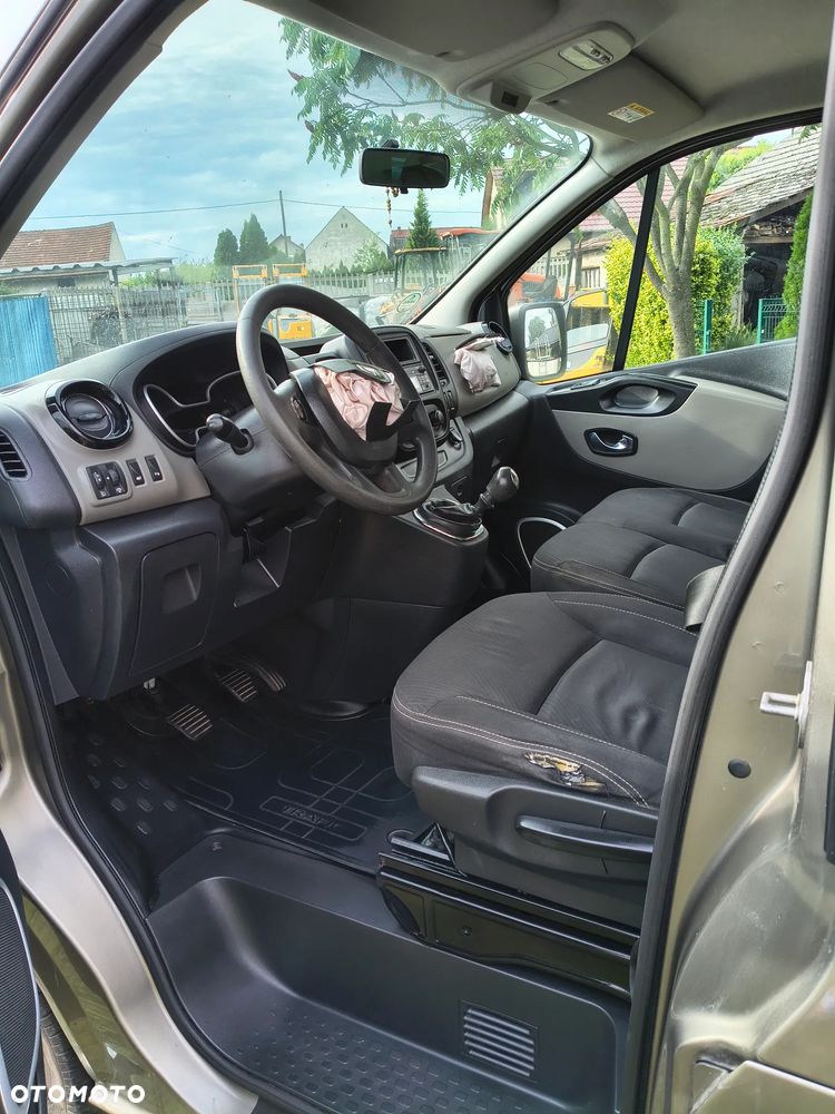 Renault Trafic - 10