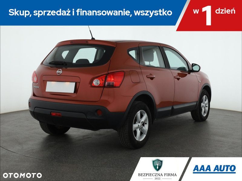Nissan Qashqai - 6
