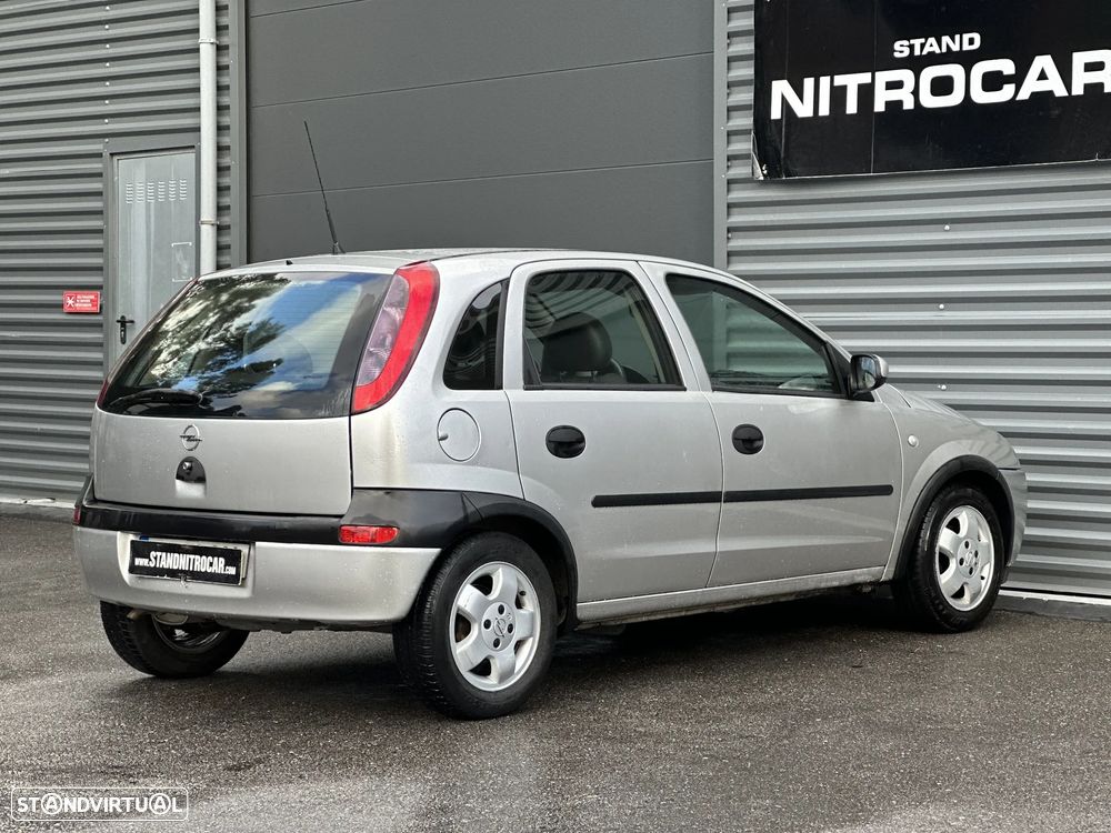 Opel Corsa 1.0 12V City - 8