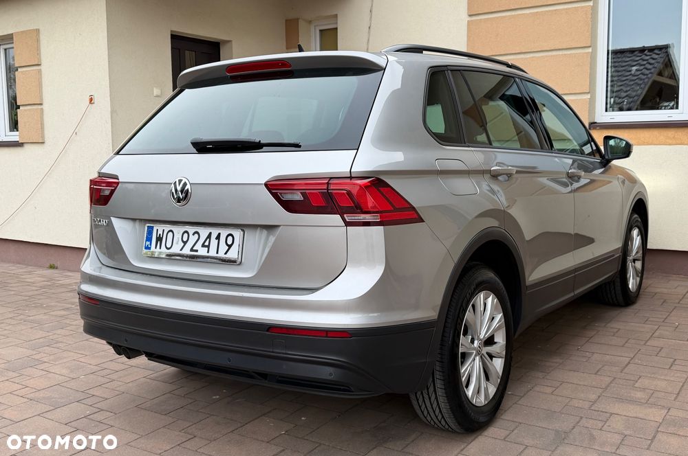 Volkswagen Tiguan 2.0 TDI SCR 4Motion (BlueMotion Tech) Comfortline - 24