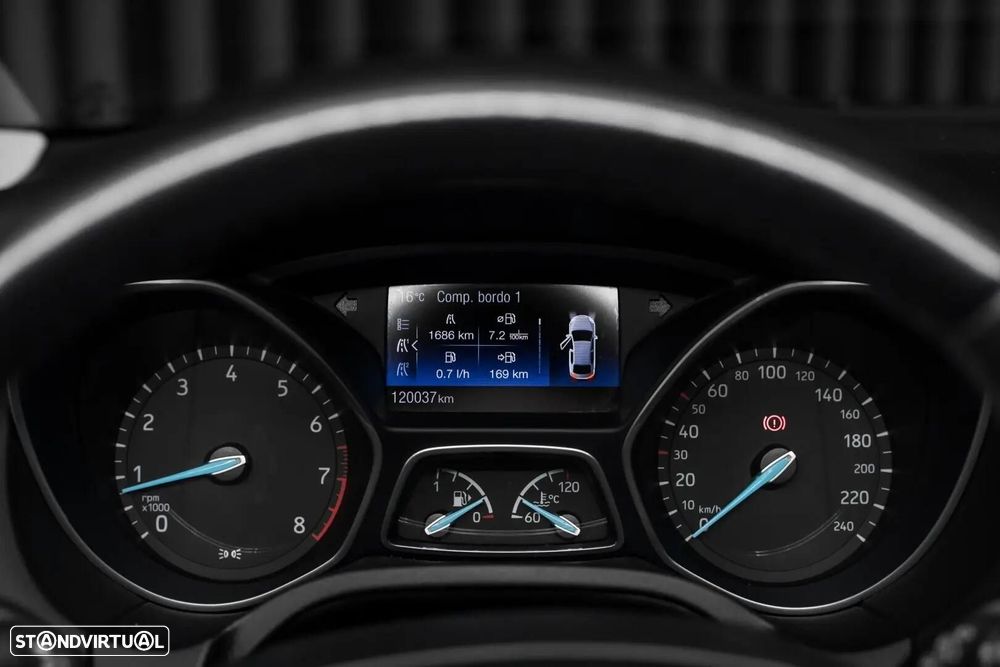 Ford Focus - 15