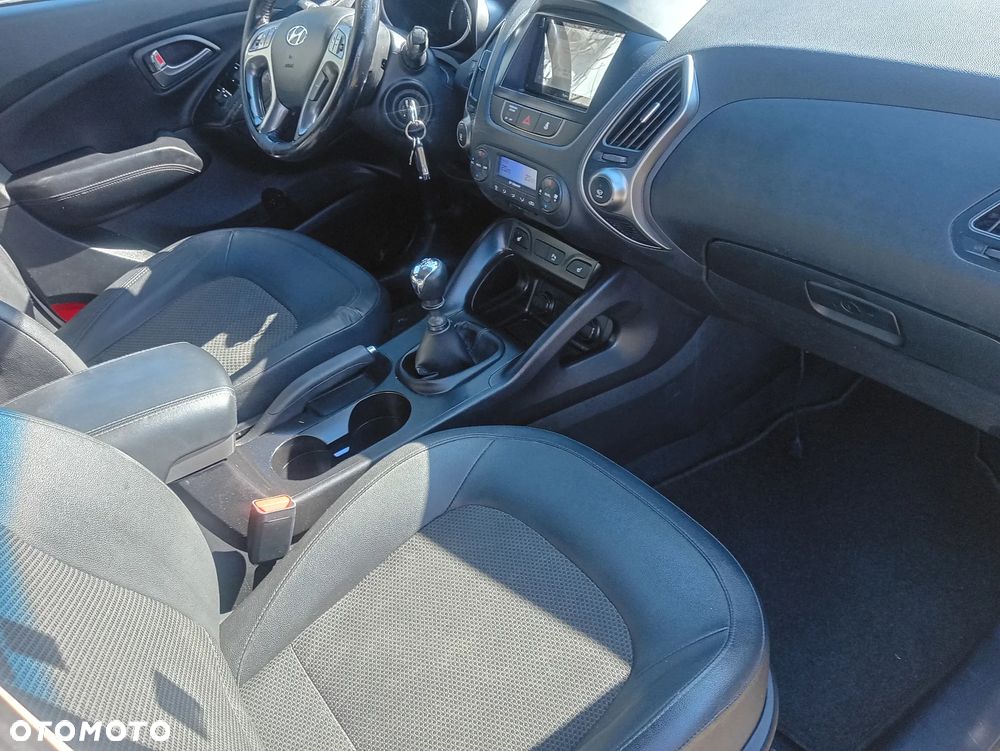 Hyundai ix35 1.7 CRDi 2WD blue Comfort - 9