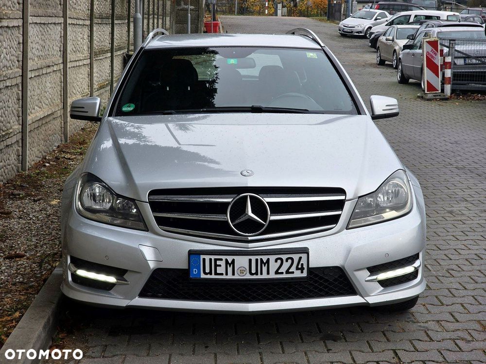 Mercedes-Benz Klasa C 180 T Edition - 2