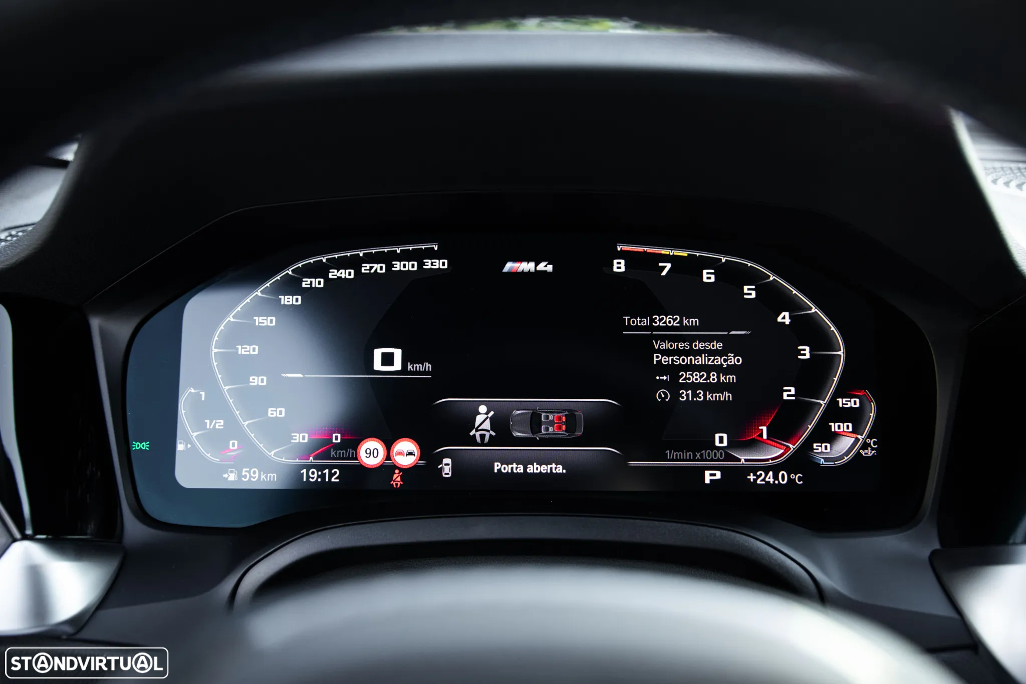 BMW M4 Competition Pack 50 anos M - 23