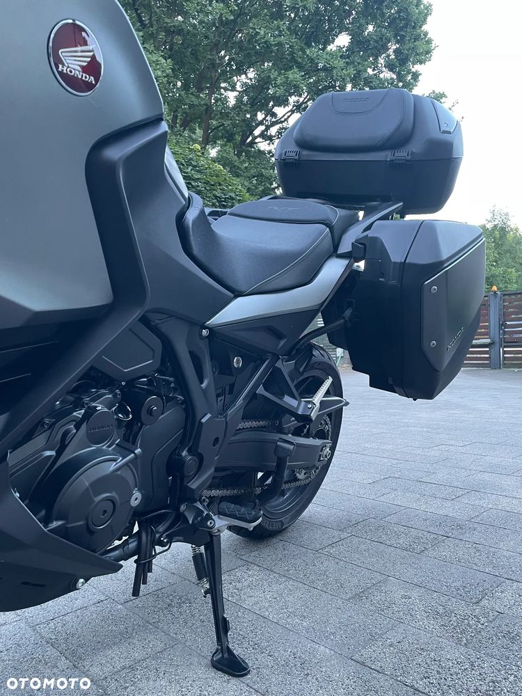 Honda NT - 9