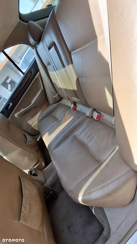 Honda Accord 2.0 ES - 18