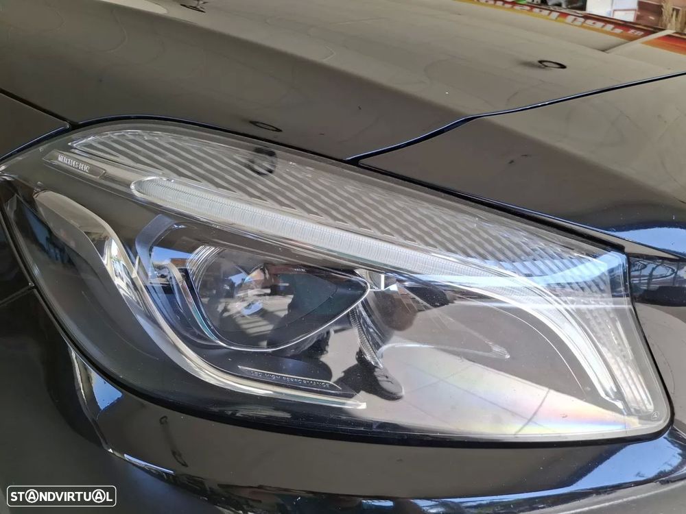 Mercedes-Benz A 180 d AMG Line Aut. - 3