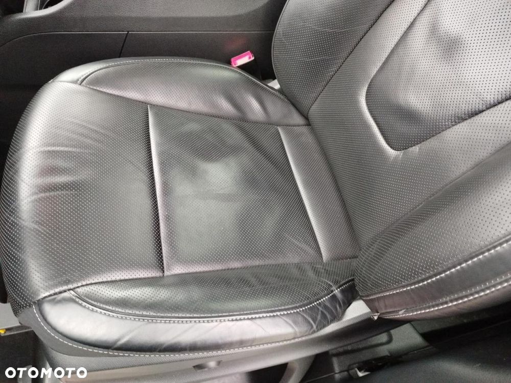 Mercedes-Benz Klasa V - 13