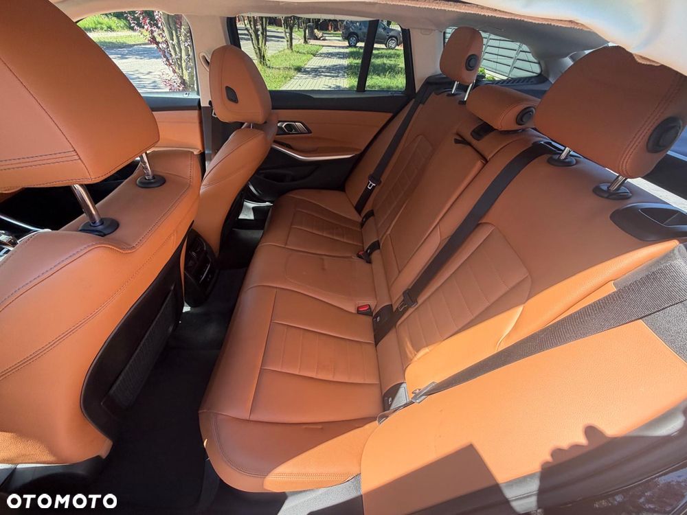BMW Seria 3 - 10