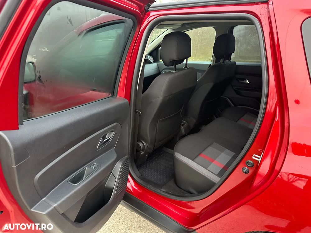 Dacia Duster 1.5 Blue dCi 4WD SL Techroad - 11