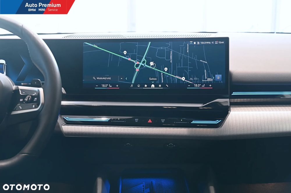 BMW Seria 5 520d xDrive mHEV - 18