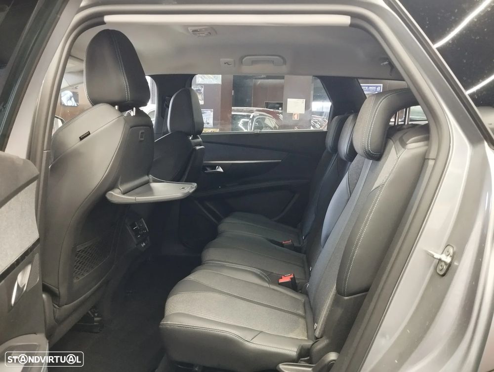 Peugeot 5008 1.5 BlueHDi Allure Pack EAT8 - 17