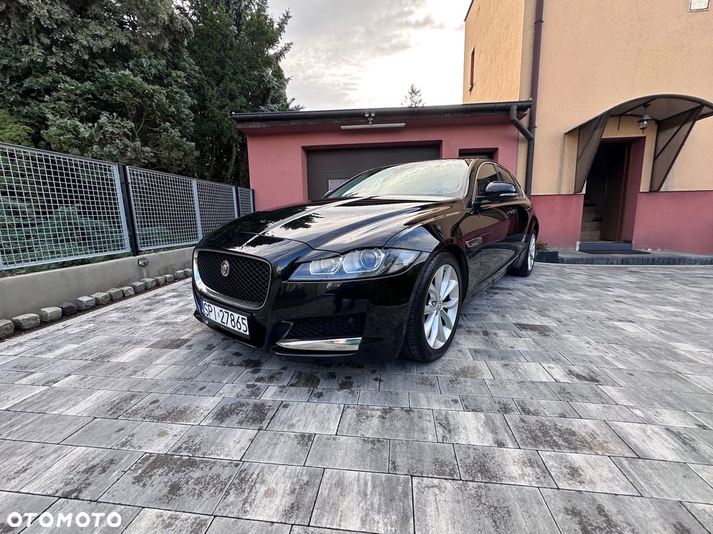 Jaguar XF 2.0 i4D Portfolio - 3