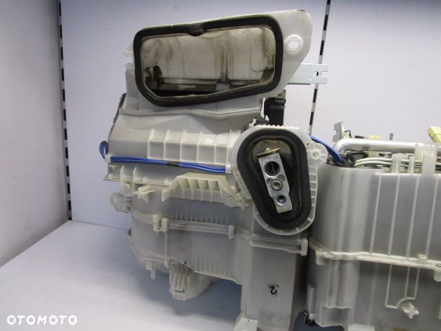 YARIS VERSO I LIFT NAGRZEWNICA OBUDOWA WODA KLIMA - 5