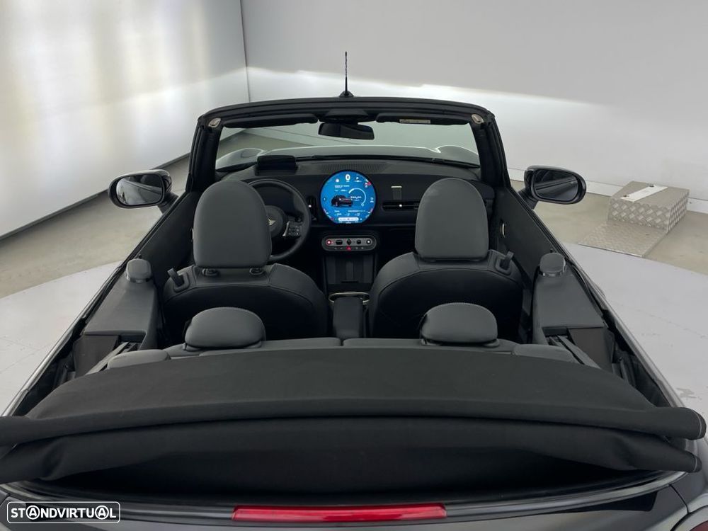 MINI Cabrio C Classic - 26