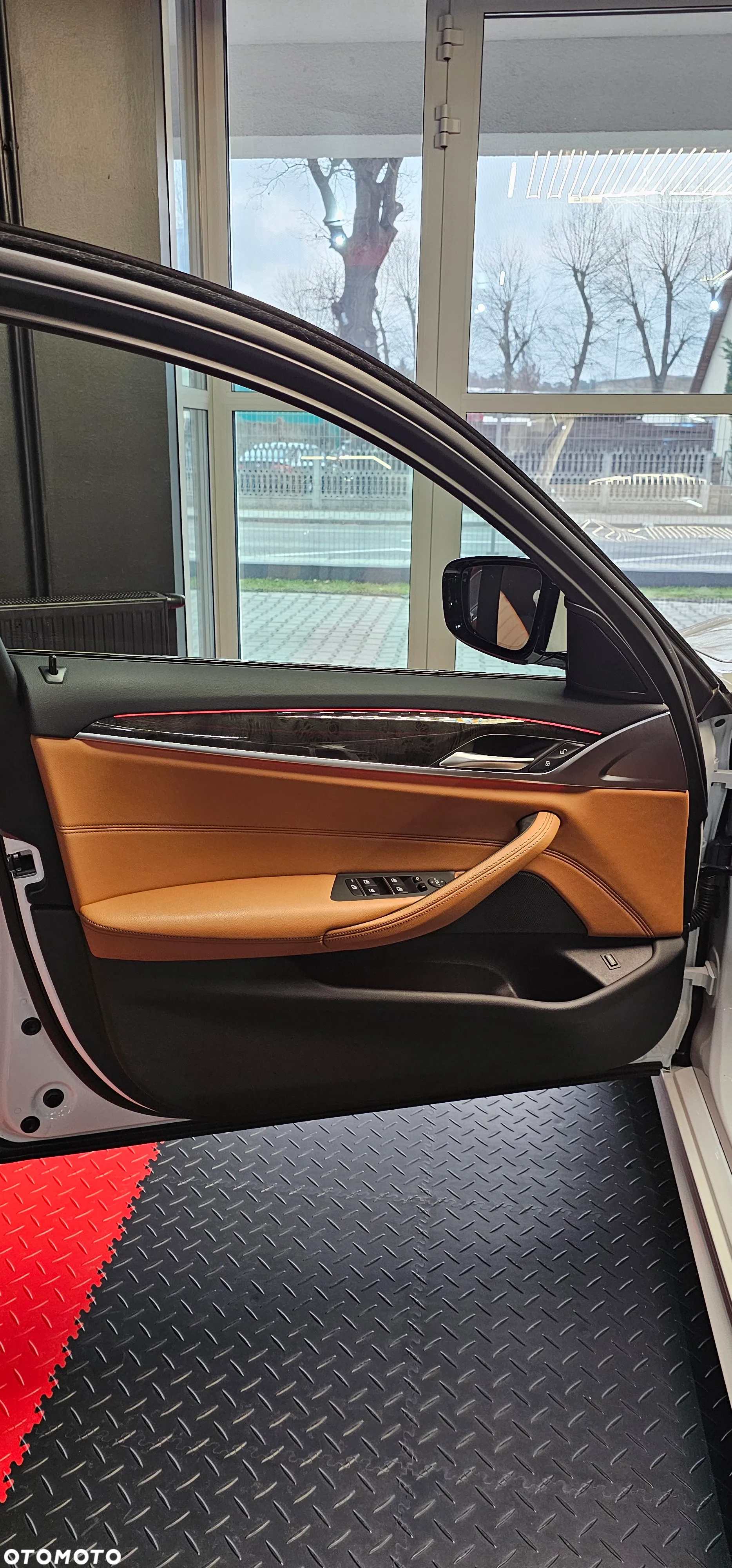 BMW Seria 5 - 25