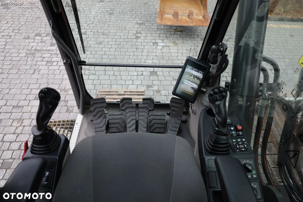 Volvo EC300E NL - 22