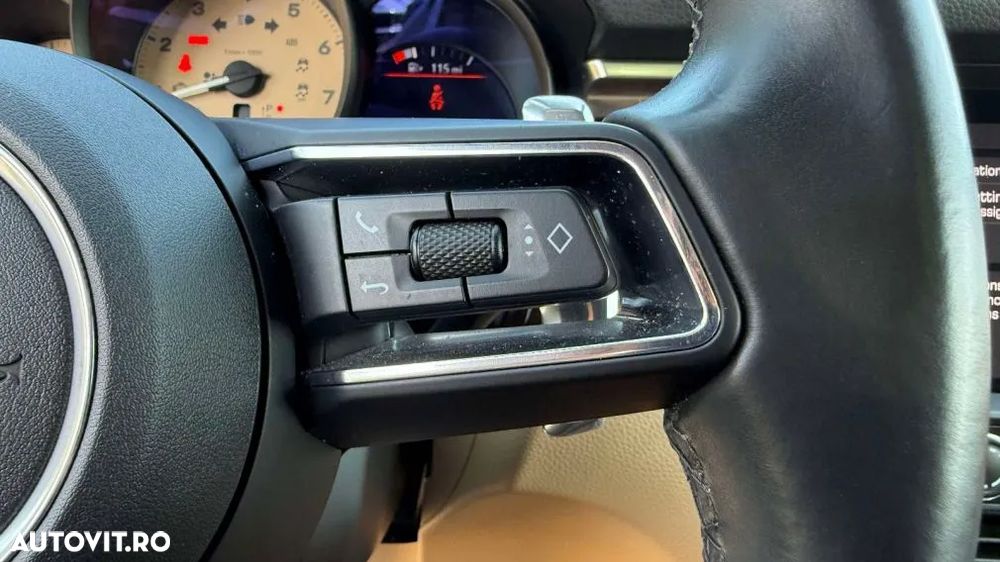 Porsche Macan T PDK - 35