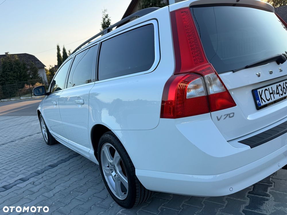 Volvo V70 D3 Momentum - 19