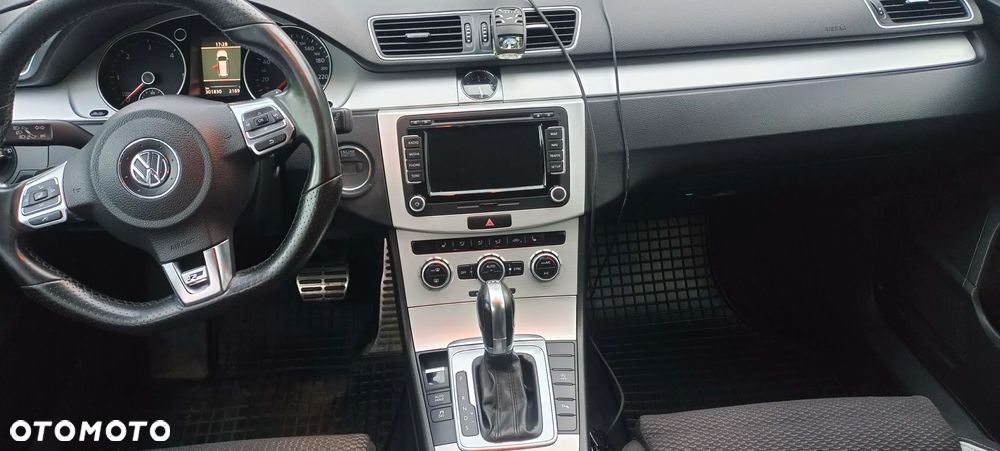 Volkswagen Passat 2.0 TDI 4Mot Highline DSG - 9