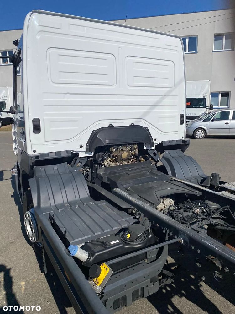 Mercedes-Benz ATEGO - 5