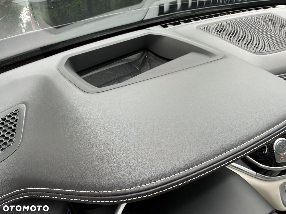 BMW Seria 7 750Li xDrive sport - 22