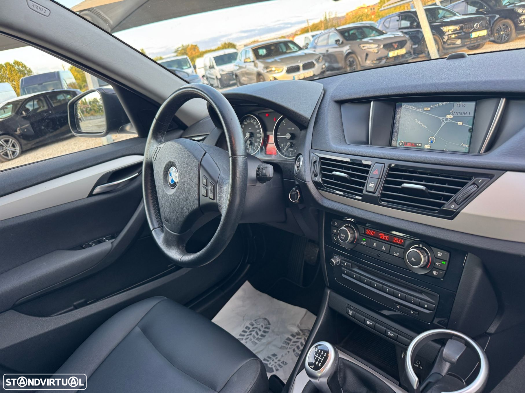 BMW X1 sDrive18d - 10