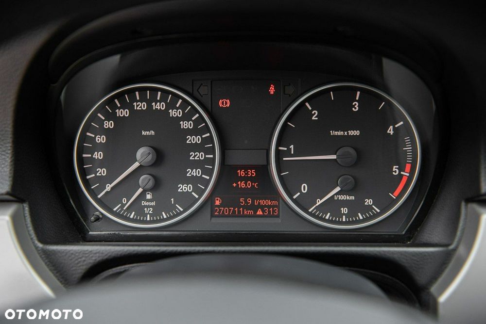 BMW Seria 3 - 24