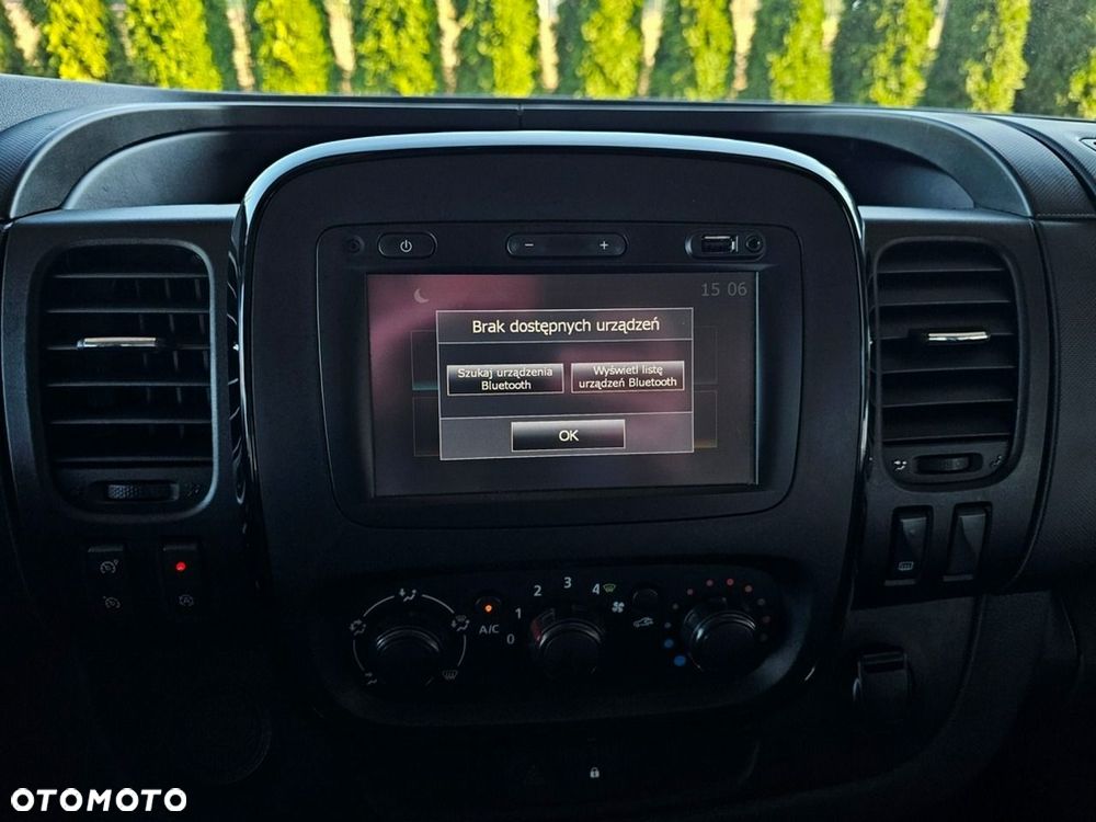 Opel Vivaro - 18