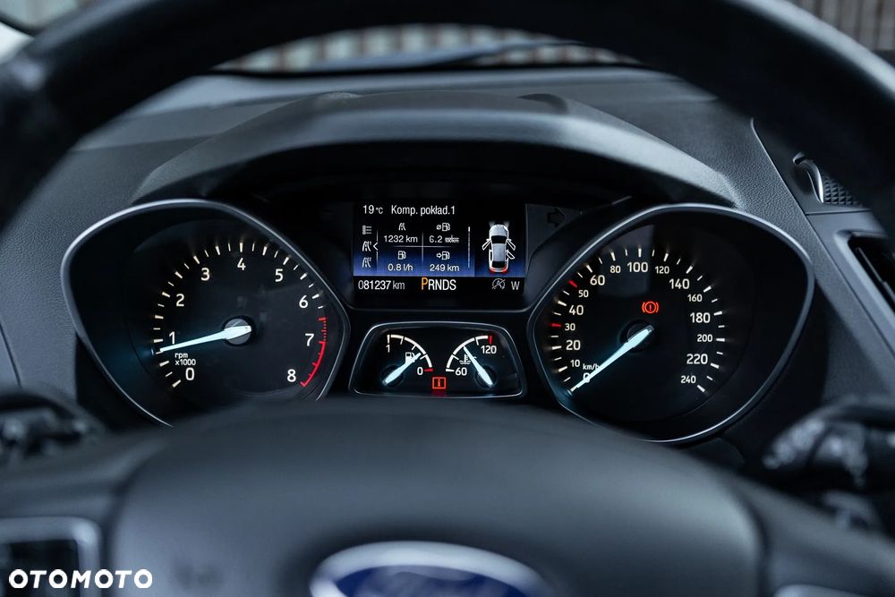 Ford Kuga - 31