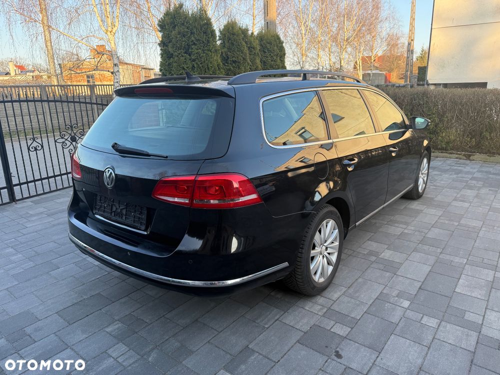Volkswagen Passat - 8
