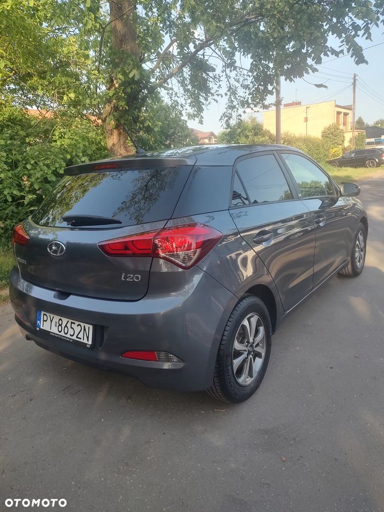 Hyundai i20 1.2 Passion - 13