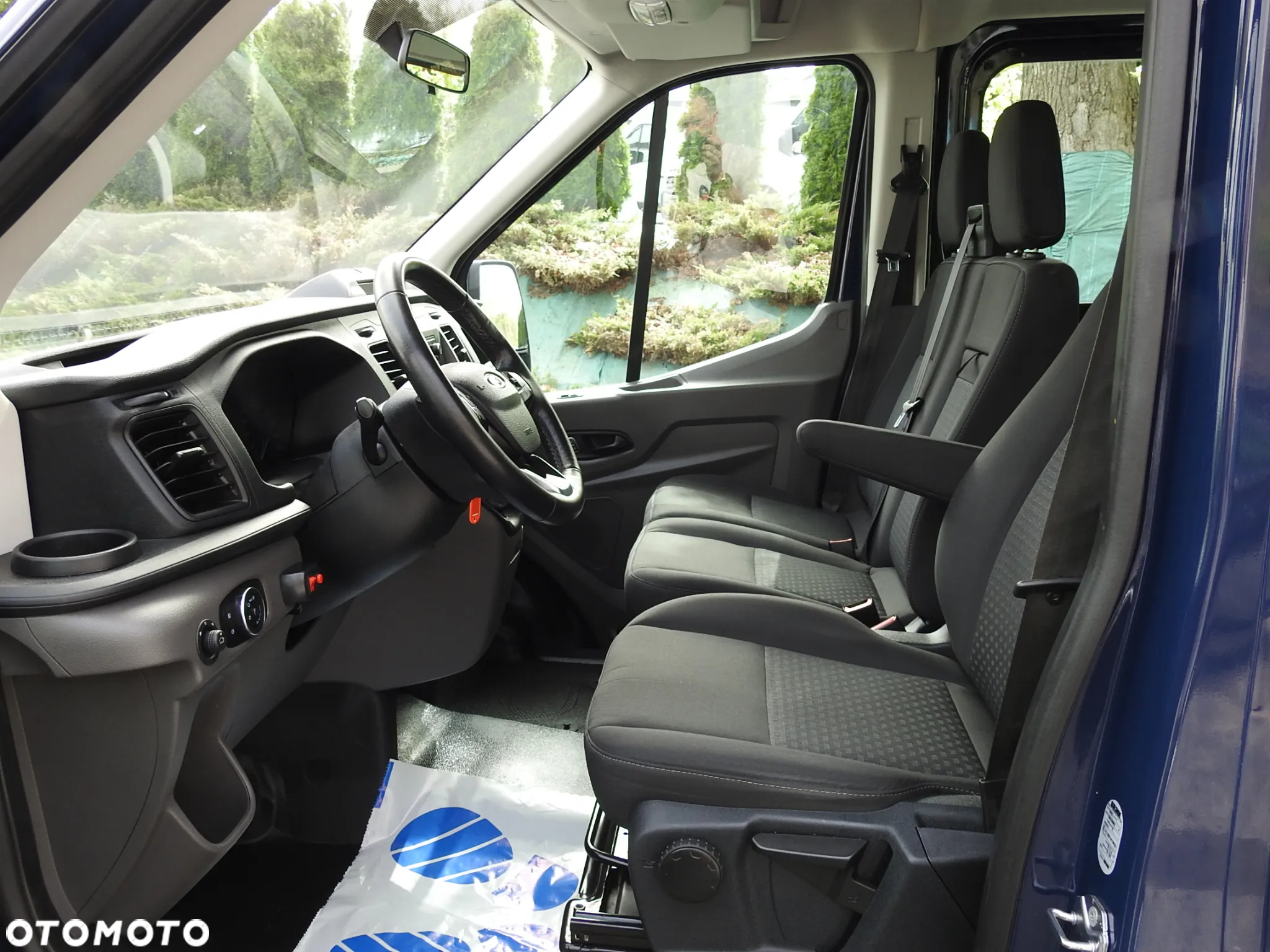 Ford TRANSIT SKRZYNIA PODWÓJNA KABINA DOKA 7 MIEJSC TEMPOMAT KLIMATYZACJA LEDY 130KM [ L06334 ] - 24