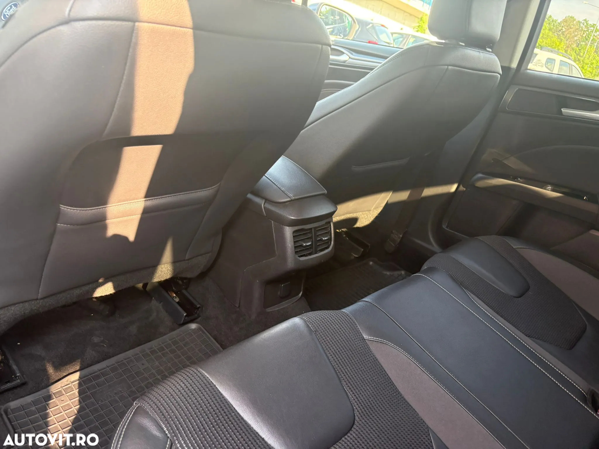 Ford Mondeo 2.0 TDCi Titanium - 5