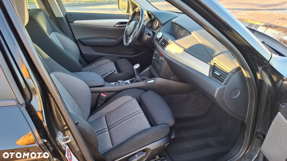 BMW X1 xDrive20d - 10