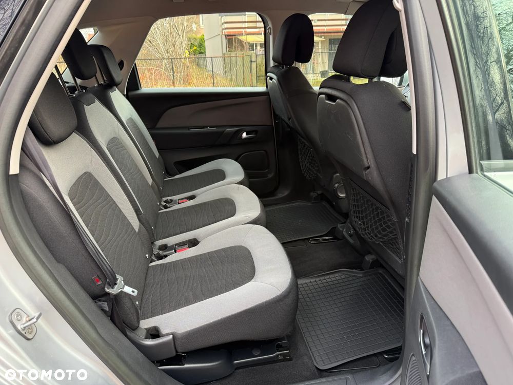 Citroën C4 Picasso e-HDi 115 Attraction - 25