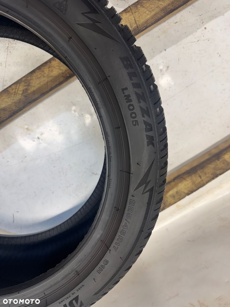 OP-12 225/45R17 91H BRIDGESTONE BLIZZAK LM005 - 5