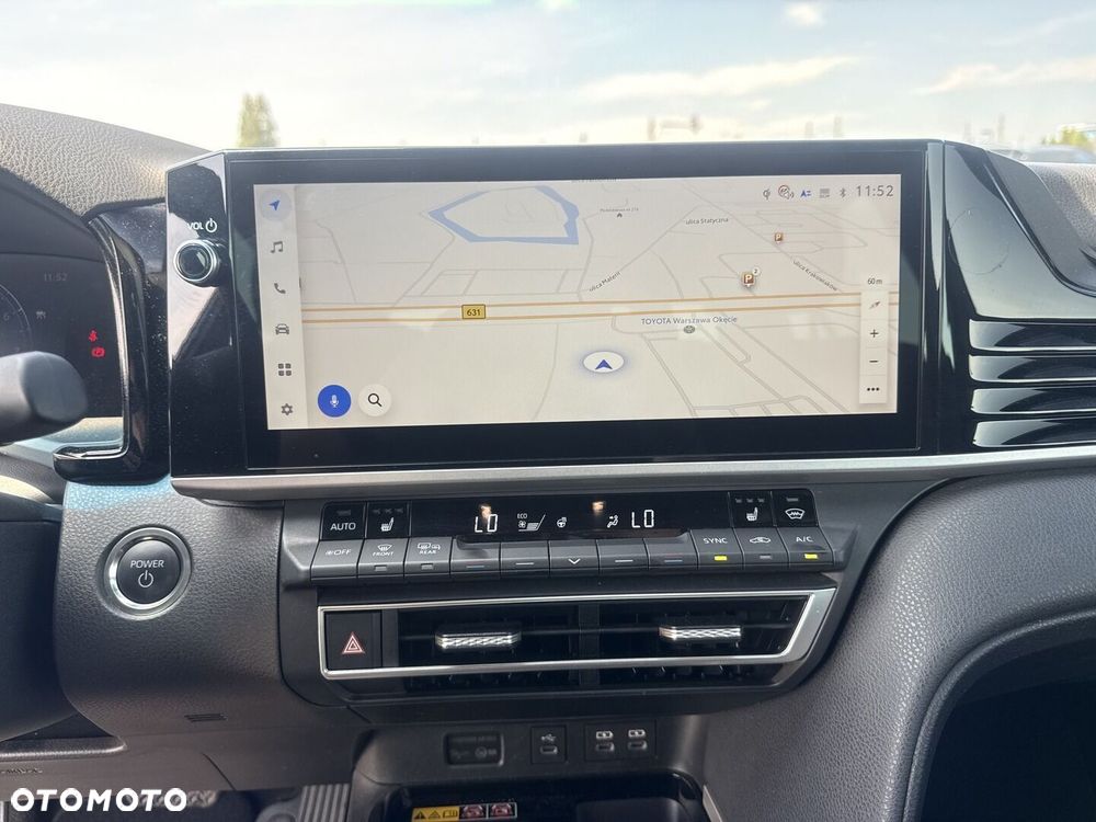 Toyota Camry - 21