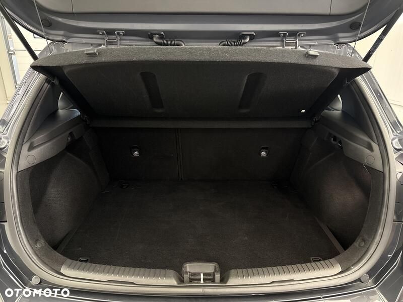 Hyundai i30 1.5 DPI Classic + - 20