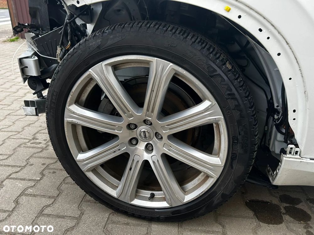 Volvo XC 90 T6 AWD Geartronic Inscription - 12