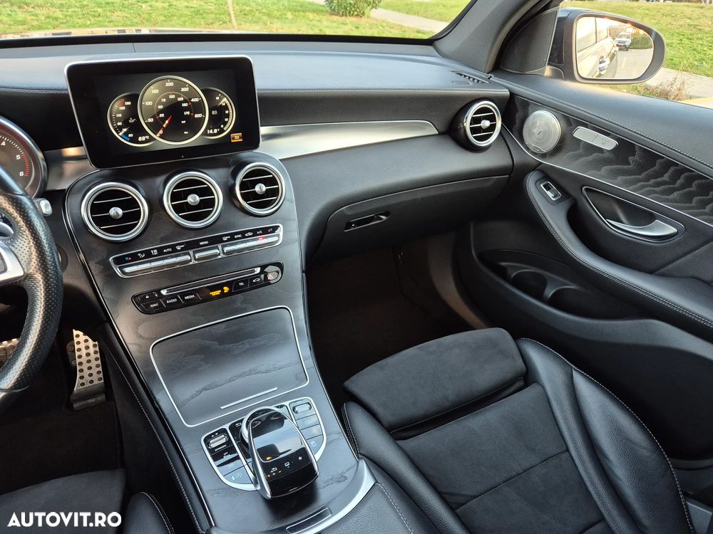 Mercedes-Benz GLC 250 d 4Matic 9G-TRONIC AMG Line - 21